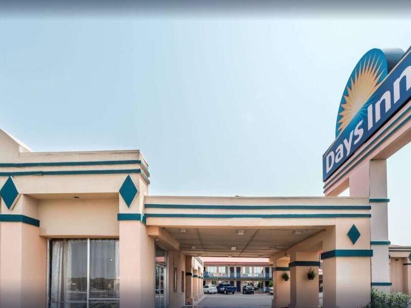 Days Inn South Fort Worth Exterior photo