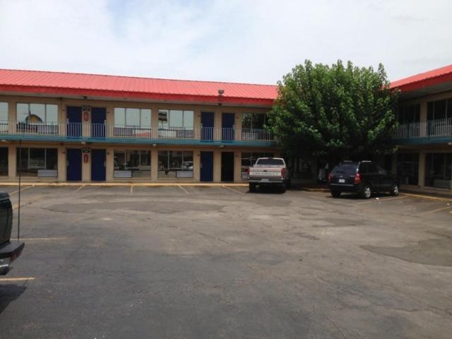 Days Inn South Fort Worth Exterior photo